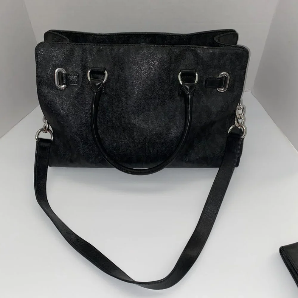 MICHAEL KORS Signature‎ Logo with Wallet